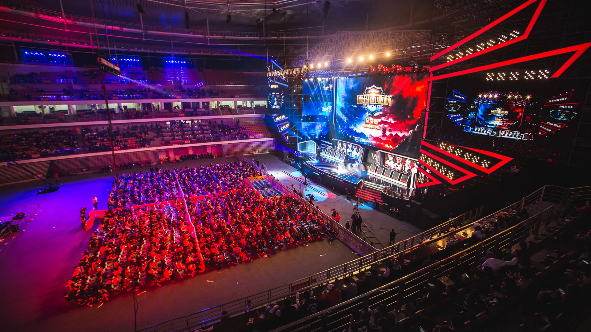 S15全球总决赛Faker成最年长电竞选手，LPL赛区无人上榜引发职业电竞生涯长度热议